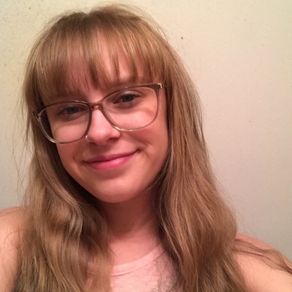 Meet your Posher, Rylie - Picture 1 of 1